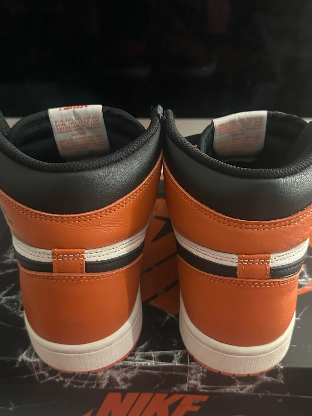 Air Jordan 1 Retro High OG Shattered Backboard – Men’s Size 8